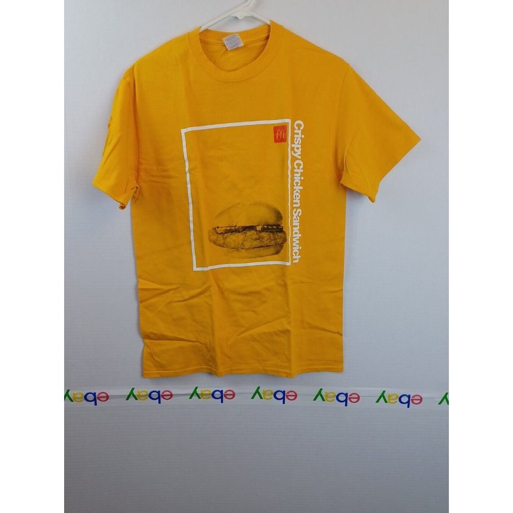 Mcdonald’s Crispy Chicken Sandwich employee 100% cotton Tee Crew Shirt / Size M
